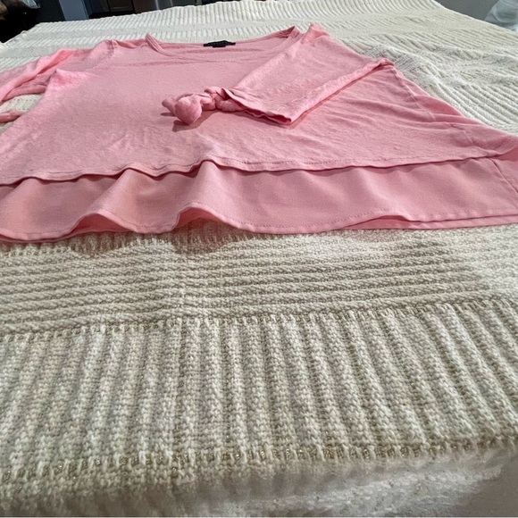 - Sanctuary  Linen Tie Sleeve Tee - Womans Size LP Soft Rose Pink - Picture 4 of 13